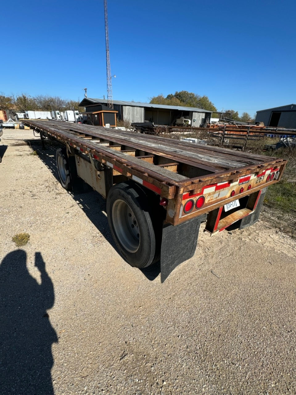 "1992 Lufkin Flatbed Trailer | Used Construction Equipment | Buy and Sell Pre-Owned Trailers"