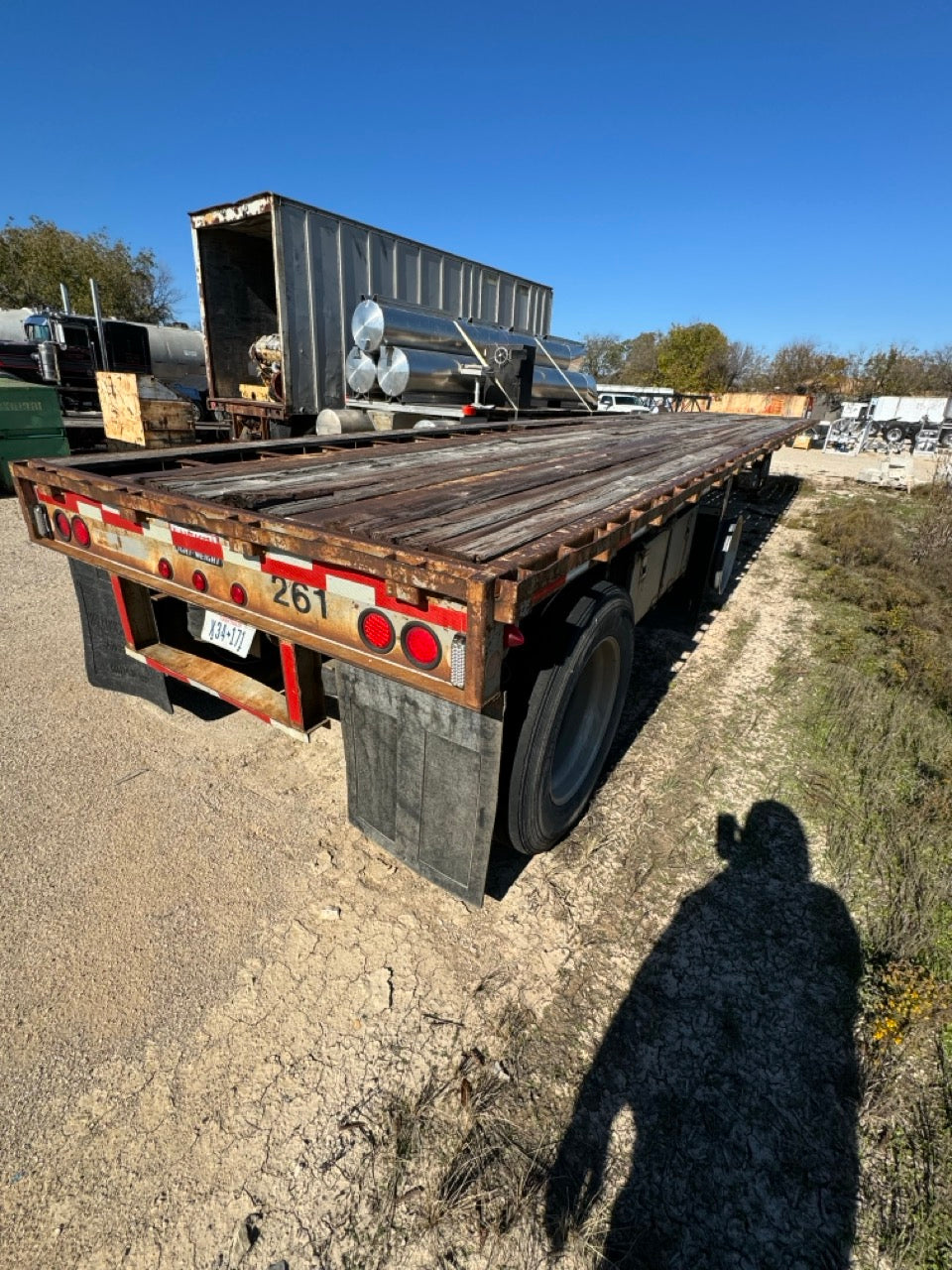 "1992 Lufkin Flatbed Trailer | Used Construction Equipment | Buy and Sell Pre-Owned Trailers"