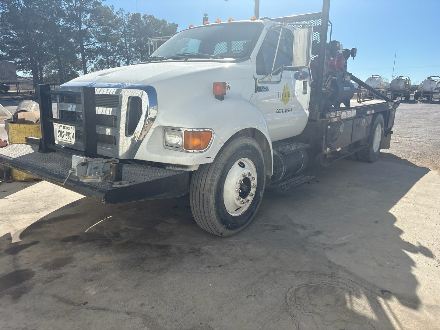 2013 Ford F-650 Gin Pole Winch Truck